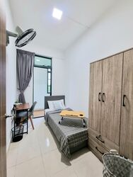Hillview Heights (D23), Condominium #549912601